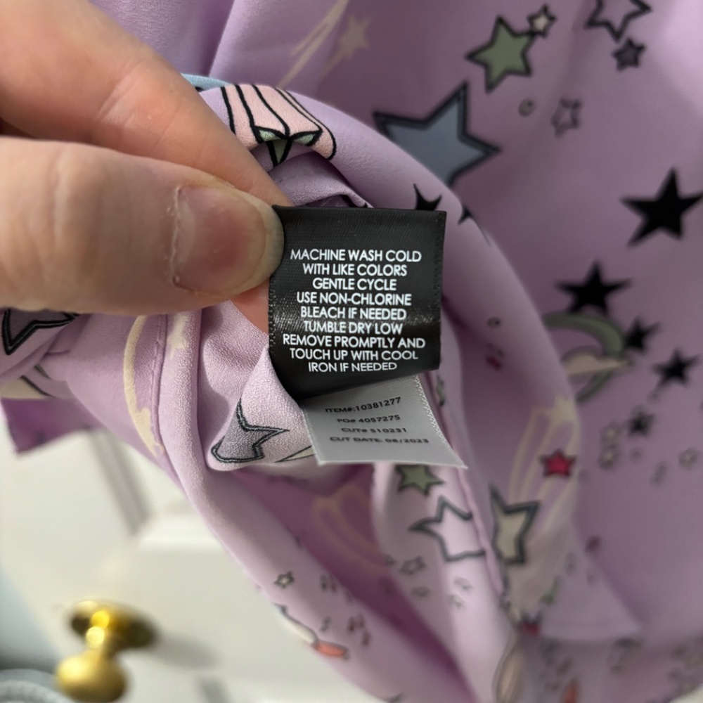 Torrid purple star blouse 0x - Picture 6 of 6